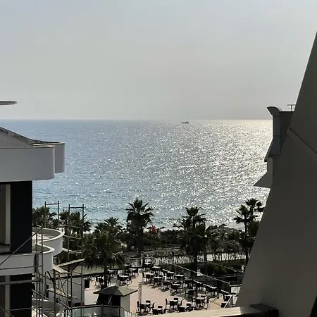 Apartment A Four-bedroom Flat Near The Sea In Konak Terrace Alanya