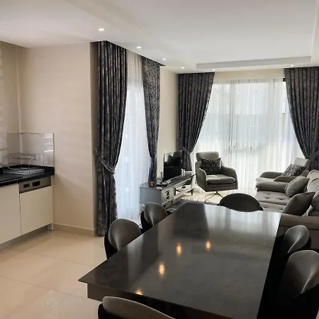 A Four-bedroom Flat Near The Sea In Konak Terrace